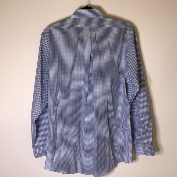 ⭐️🔹 Brooks Brothers Button Up Shirt - Picture 2 of 3